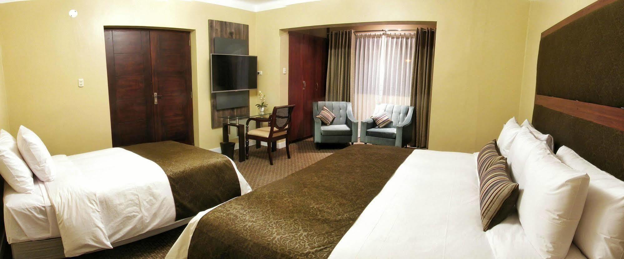 Los Leones Hotel Boutique Yanahuara Buitenkant foto
